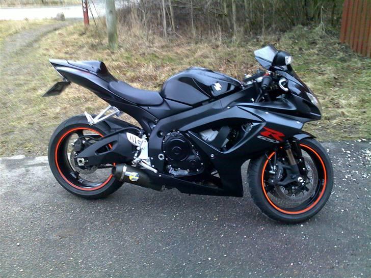Suzuki GSXR750 *SOLGT* billede 1