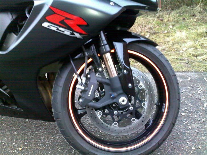 Suzuki GSXR750 *SOLGT* billede 10