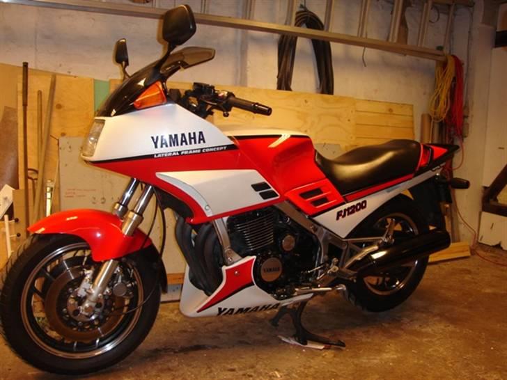 Yamaha FJ 1200 - SOLGT billede 1