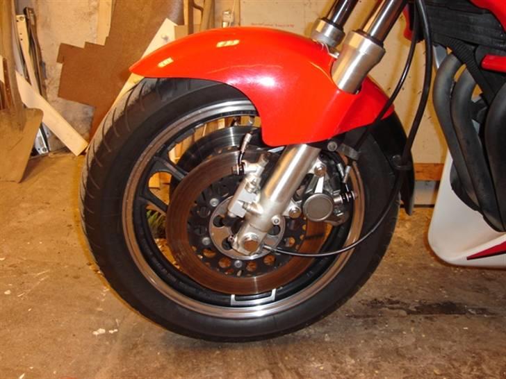 Yamaha FJ 1200 - SOLGT billede 2