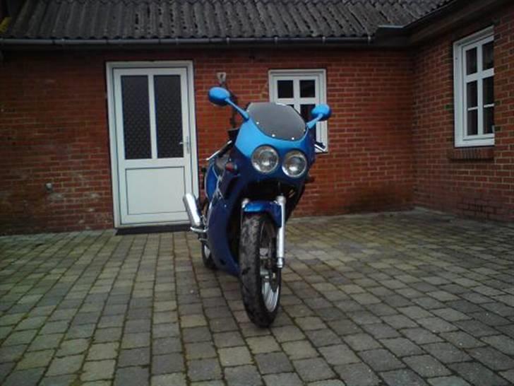 Suzuki GSX-R 250 billede 9