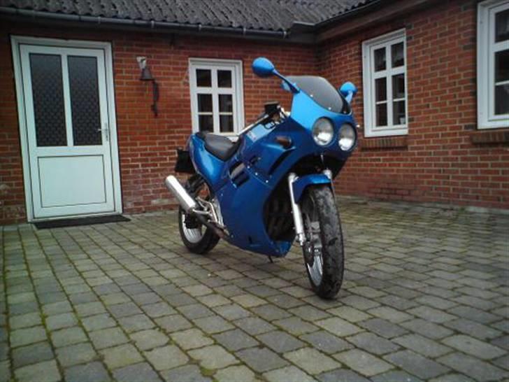 Suzuki GSX-R 250 billede 10