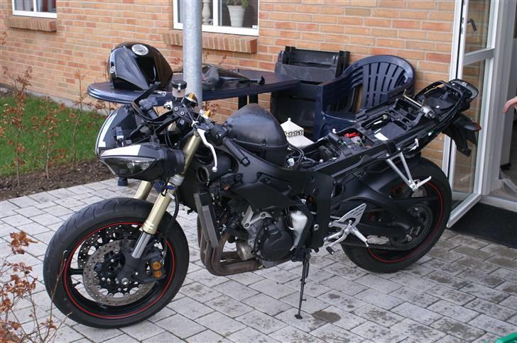 Yamaha YZF R6 billede 10