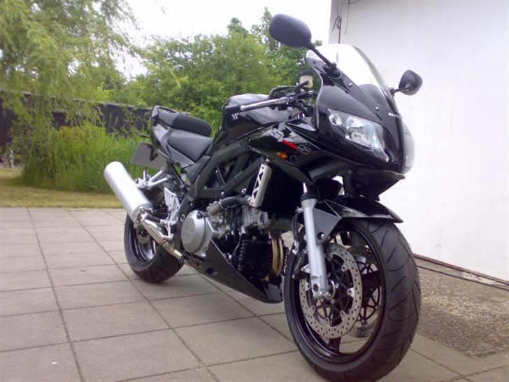 Suzuki Gsxr 1000 - Min gamle mc...   SOLGT billede 9