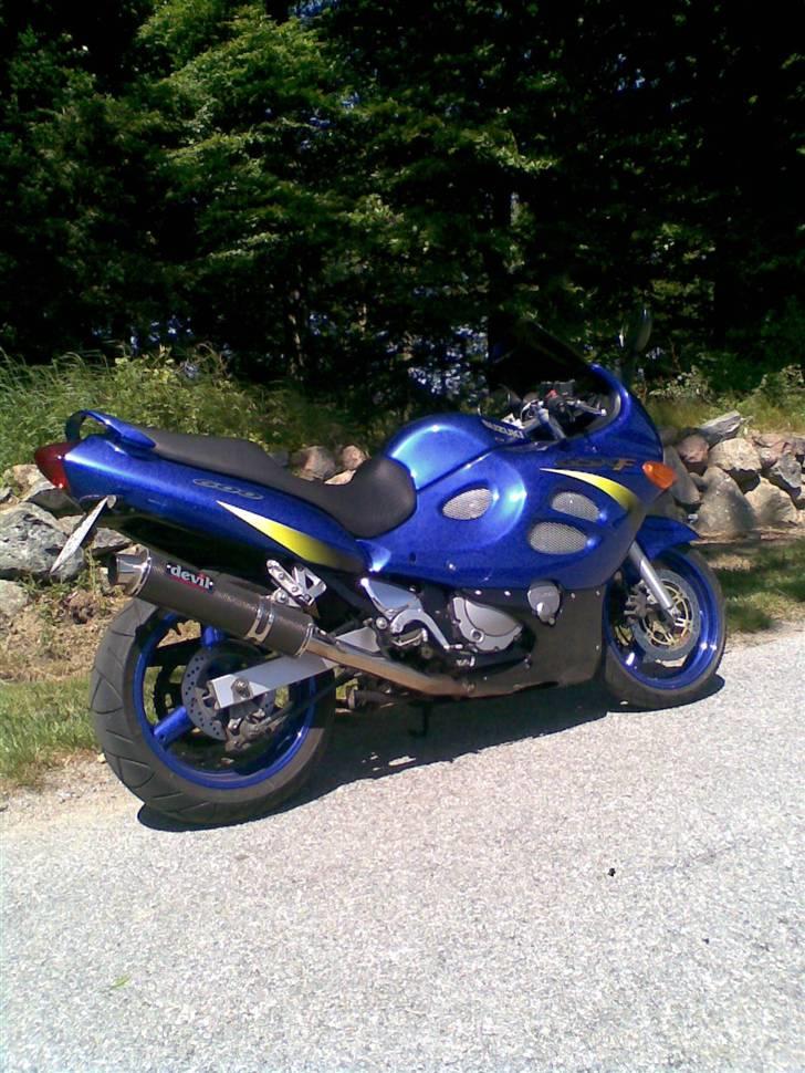 Suzuki GSX600F billede 15