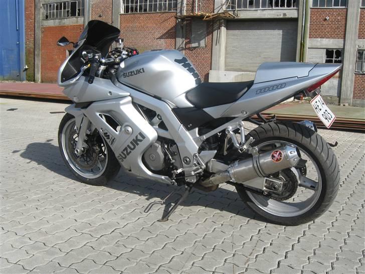 Suzuki SV 1000 S " SOLGT " billede 9