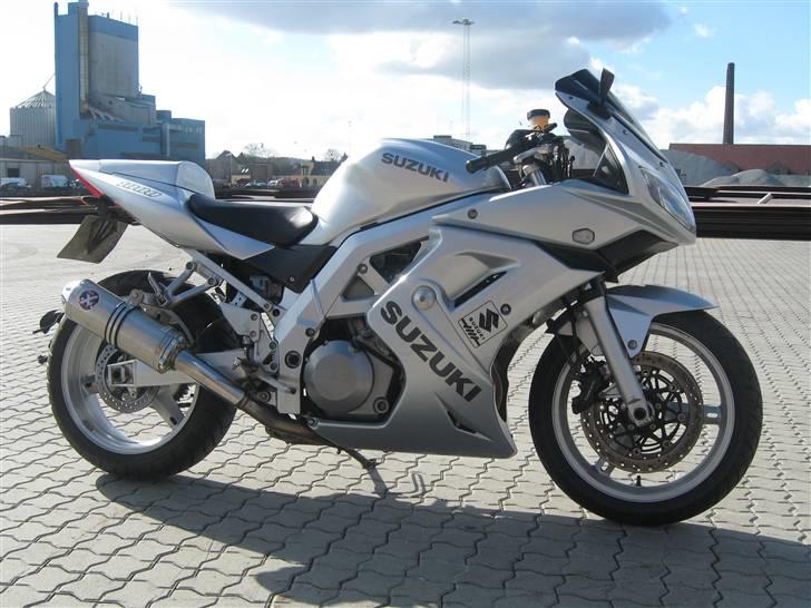 Suzuki SV 1000 S " SOLGT " billede 12