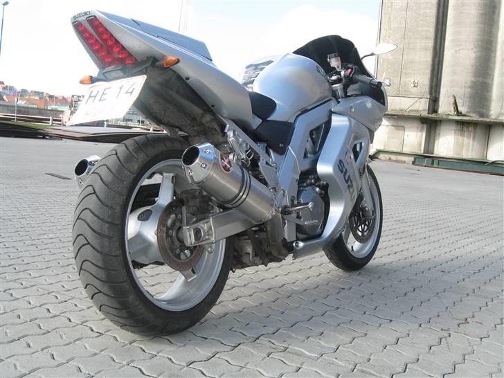 Suzuki SV 1000 S " SOLGT " billede 14