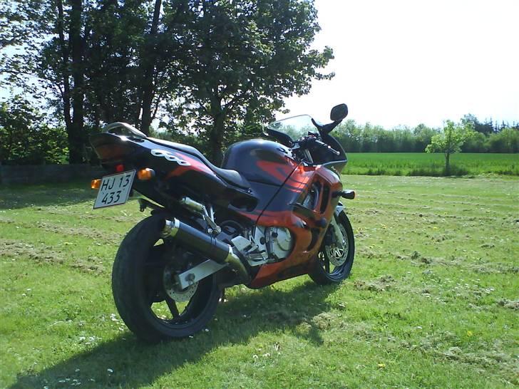 Honda CBR F3 billede 2