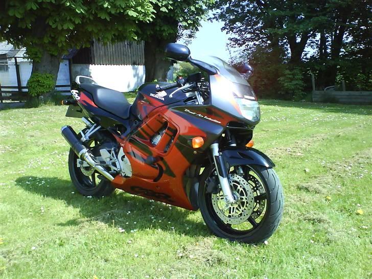 Honda CBR F3 billede 4