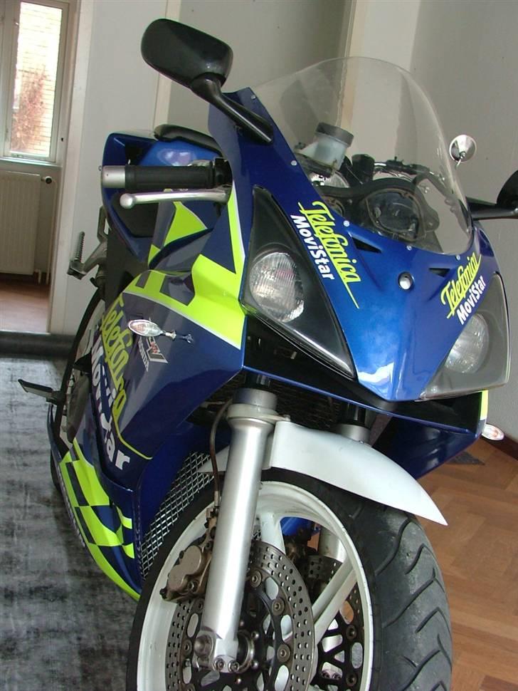 Honda VFR 400 R -solgt- billede 11