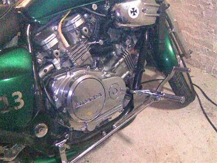 Honda VF700c SuperMagna billede 29