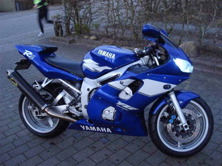 Yamaha YZF R6 Solgt billede 9