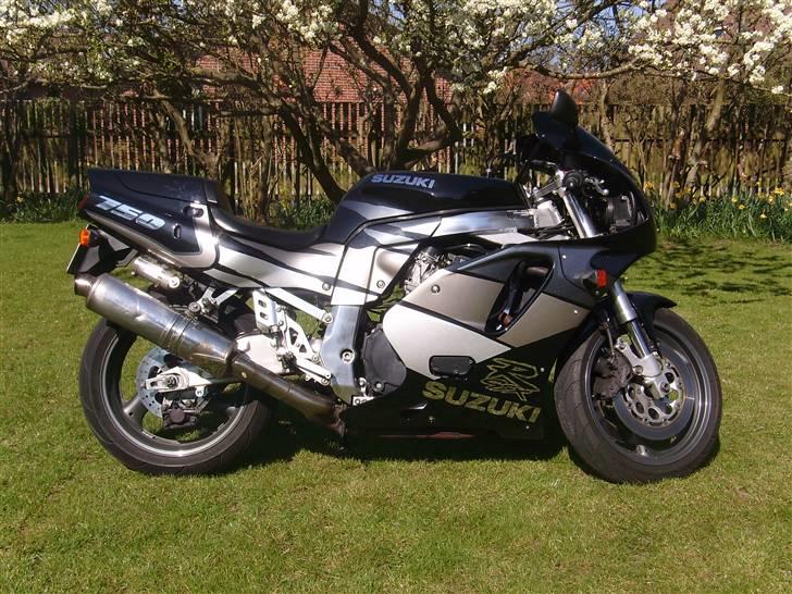 Suzuki gsxr 750w solgt billede 1
