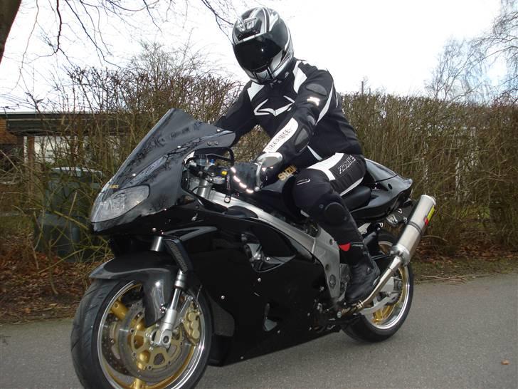 Suzuki TL 1000 R  SOLGT billede 18