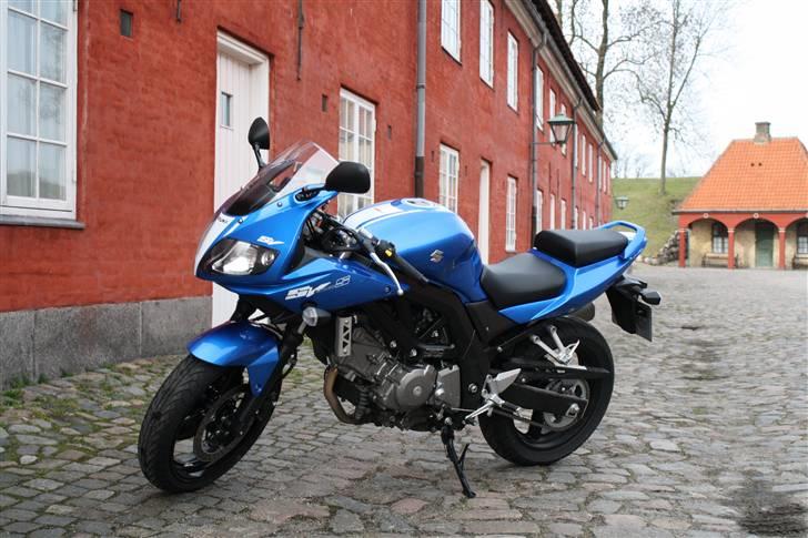 Suzuki SV 650S "Død" billede 1