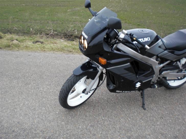 Suzuki GS 500e solgt billede 3