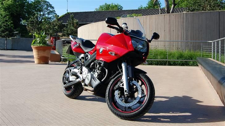 BMW F800 S - Nu med Carbon forskærm, rim stripes og touringskærm. billede 1