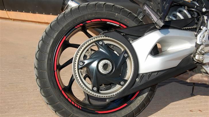 BMW F800 S - Monosvinger og remtræk, det er noget vi kan li´ billede 4