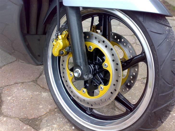 Honda cbr 600 f2  - Poleret fælgkant billede 16