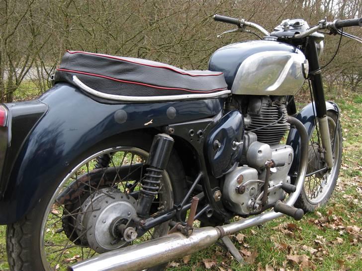 Royal Enfield constellation billede 7