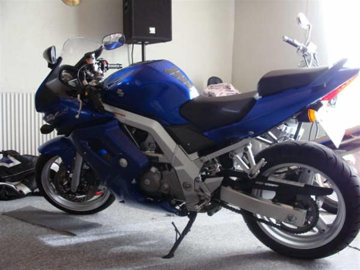 Suzuki SV650S K4 - SOLGT billede 6