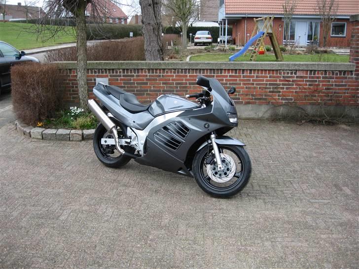 Suzuki RF 600 R billede 2