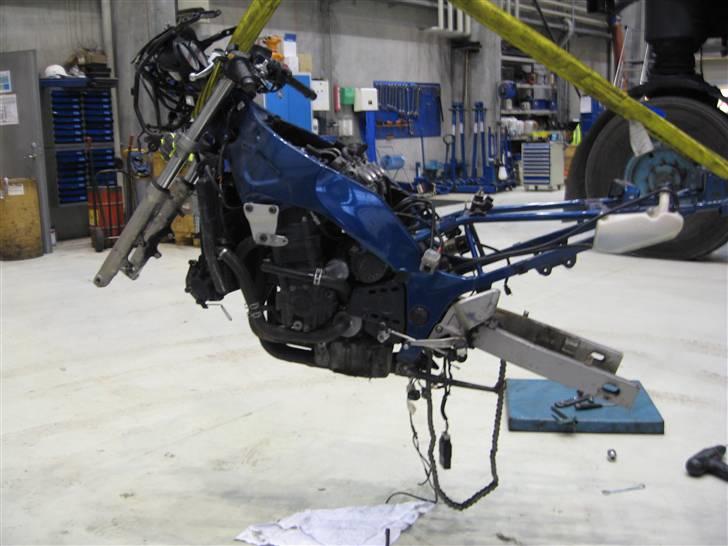 Suzuki RF 600 R billede 16