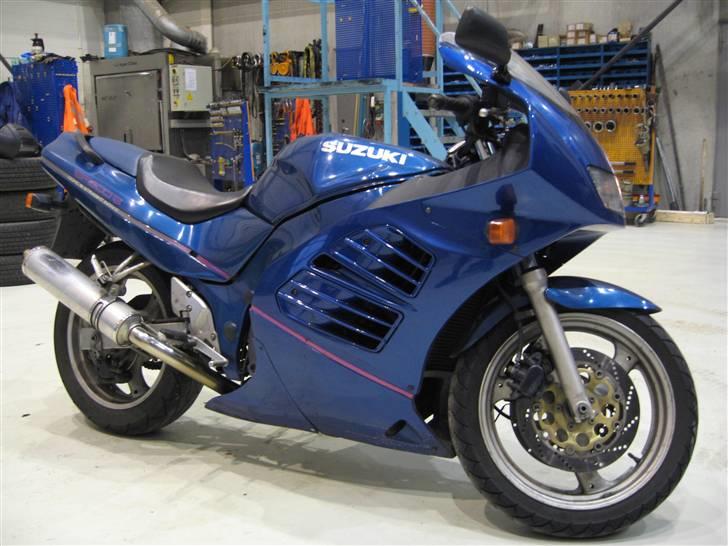 Suzuki RF 600 R billede 18