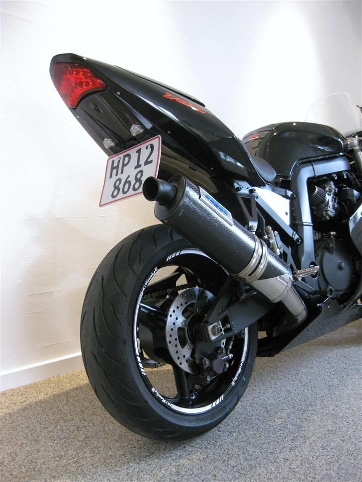 Suzuki Gsx-R 750 "BLACK DIAMOND" - Lækker røv! billede 4