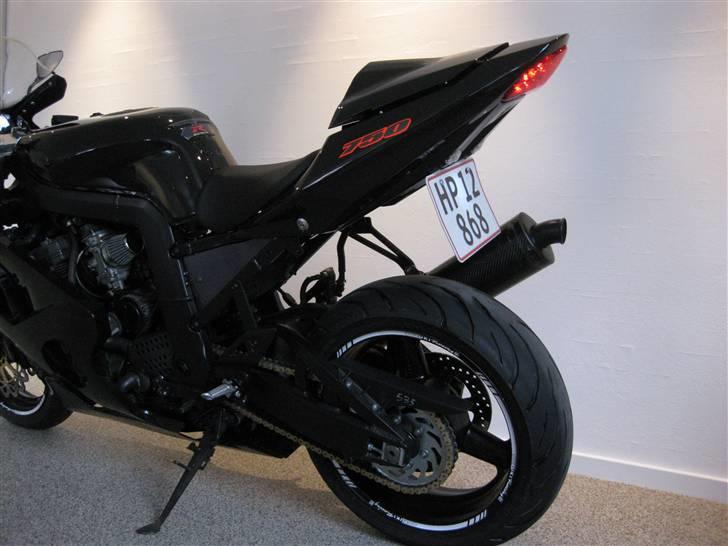 Suzuki Gsx-R 750 "BLACK DIAMOND" billede 11