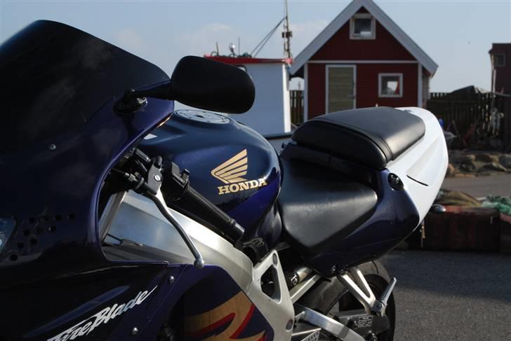 Honda CBR900RR Fireblade SOLGT billede 6