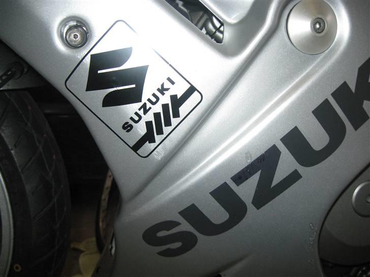 Suzuki SV 1000 S " SOLGT " billede 15