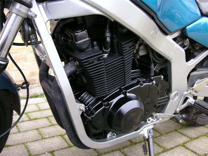 Suzuki GS 500E *Solgt* billede 5