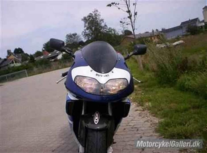 Suzuki TL1000R SOLGT billede 6