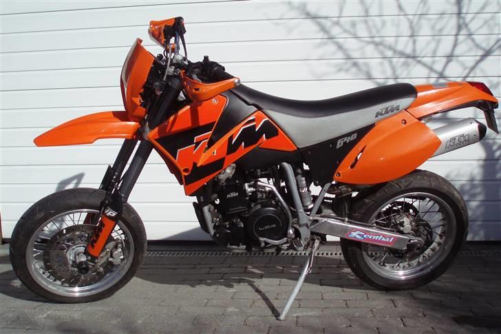 KTM 640 LC4 SuperMoto - SOLGT billede 1