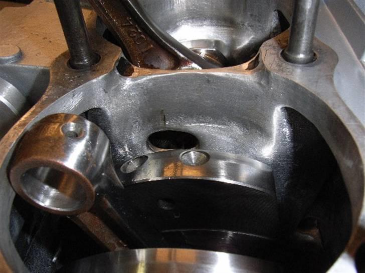 Kawasaki 1428ccm-kompressor - Portet motorbund a la Yamaha formel 1 omkring år 2002 billede 3