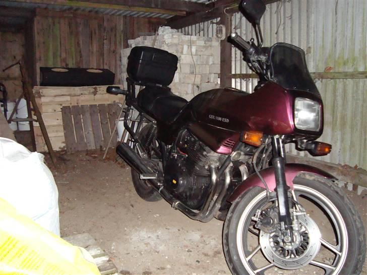 Suzuki GSX 1100 ESD - Sådan så hun ud da jeg fik hinde.. billede 1