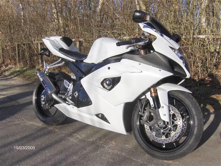 Suzuki GSXR 1000 YOSHIMURA billede 1