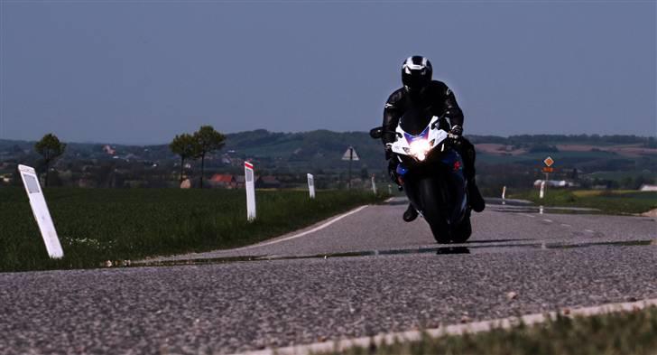 Suzuki GSX-R 750 K7 (SOLGT) billede 10