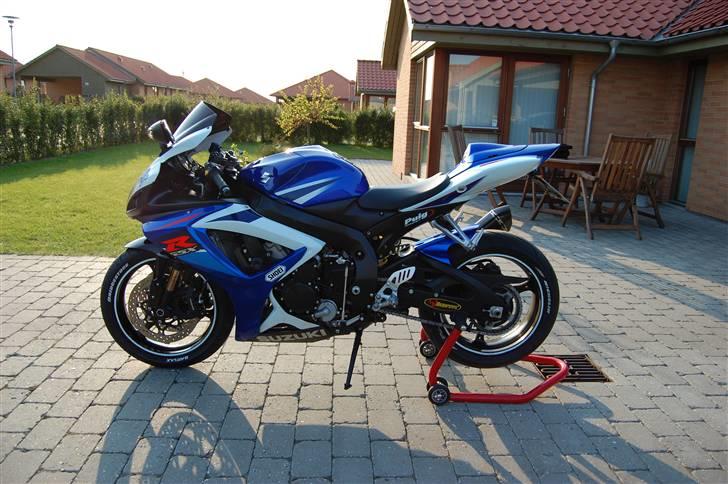 Suzuki GSX-R 750 K7 (SOLGT) billede 15