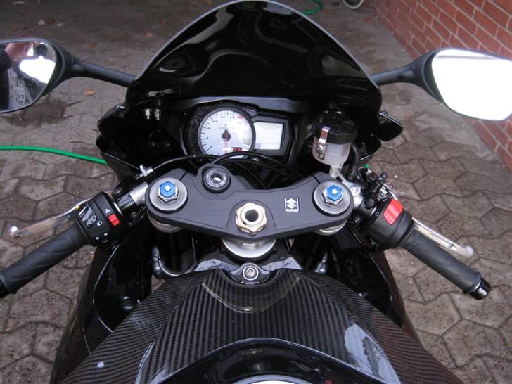 Suzuki GSX 750 R (SOLGT) billede 12