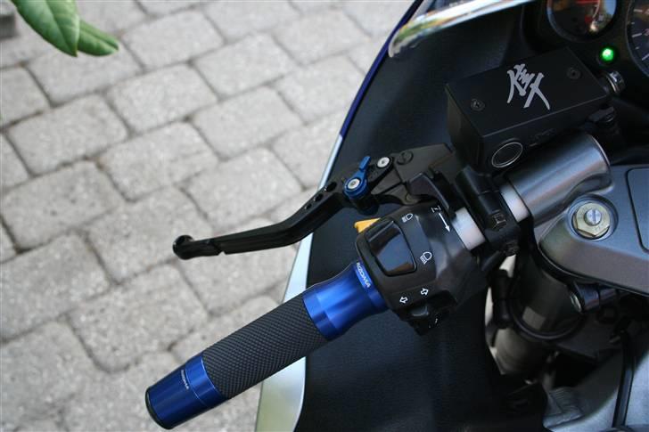 Suzuki GSX1300R _SOLGT billede 9