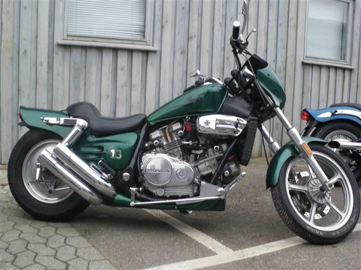 Honda VF700c SuperMagna billede 31
