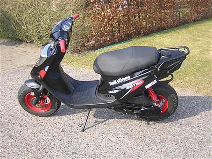 Suzuki Gsr600 [Nordjylland] DØD - Lige et billede af den første kværn, så var nødt til at gå i samme farver :) billede 13