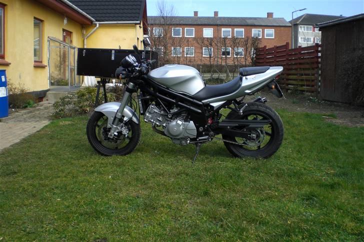 Hyosung gt 650 billede 4