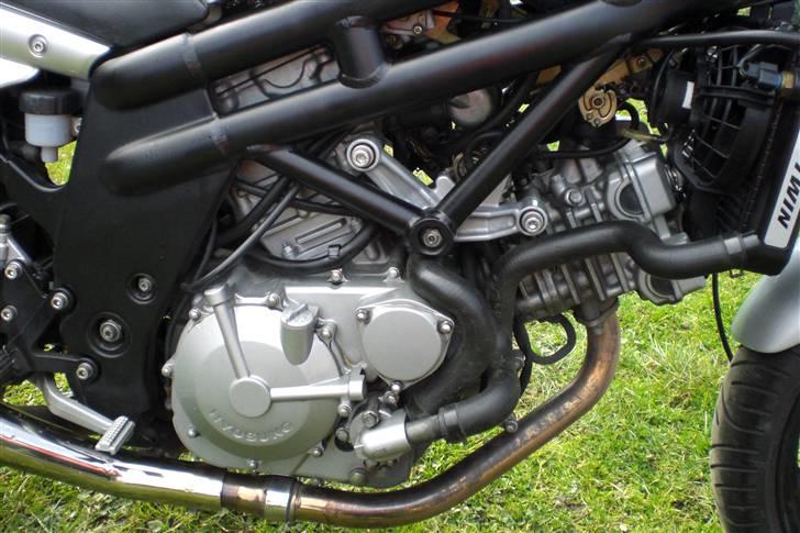 Hyosung gt 650 billede 8