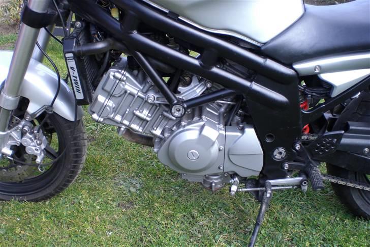 Hyosung gt 650 billede 9