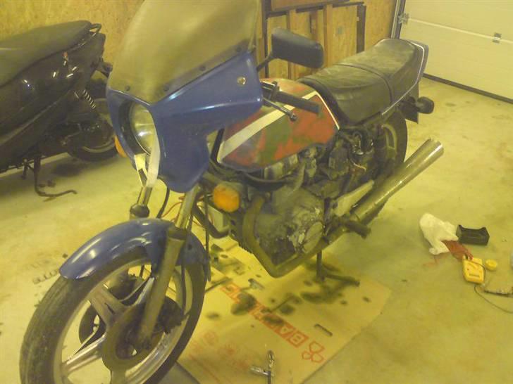 Honda CB 400 N billede 1