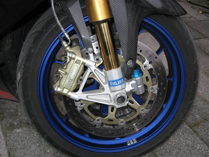 Aprilia RSV 1000 R Factory - SOLGT billede 8